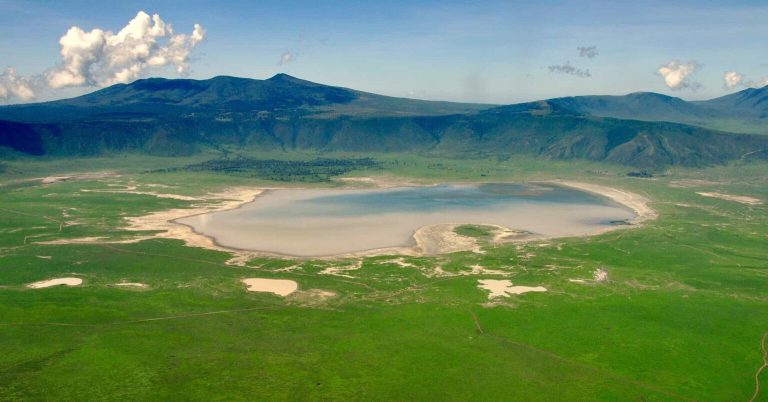 Ngorongoro-crater-weather-1536x803