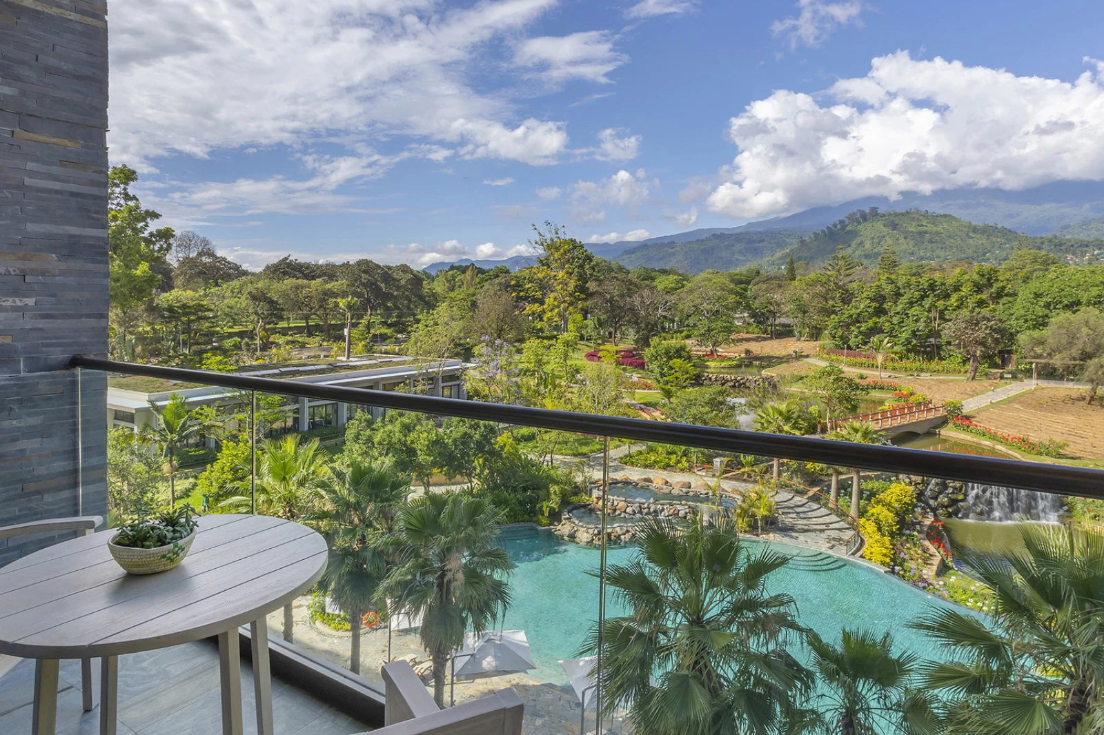 7-days-tanzania-lodge-safari-1